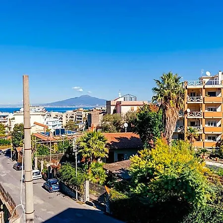 Maison Serena فندق مبيت وإفطار سورينتو