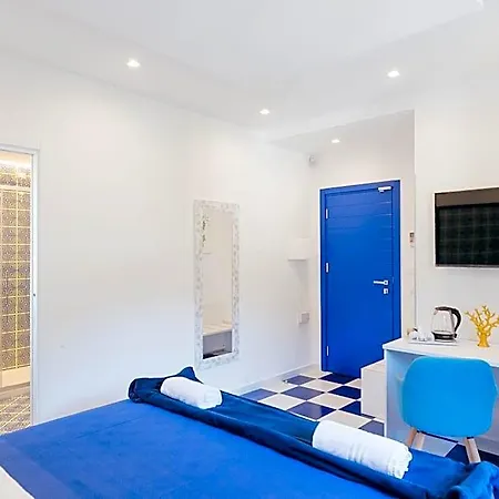 Maison Serena فندق مبيت وإفطار