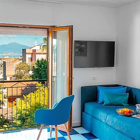 Couette-café Maison Serena 4*