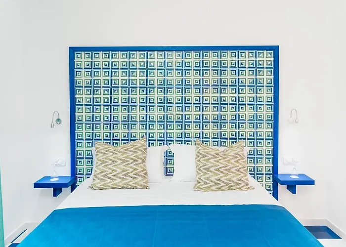 Maison Serena Bed & Breakfast 4*