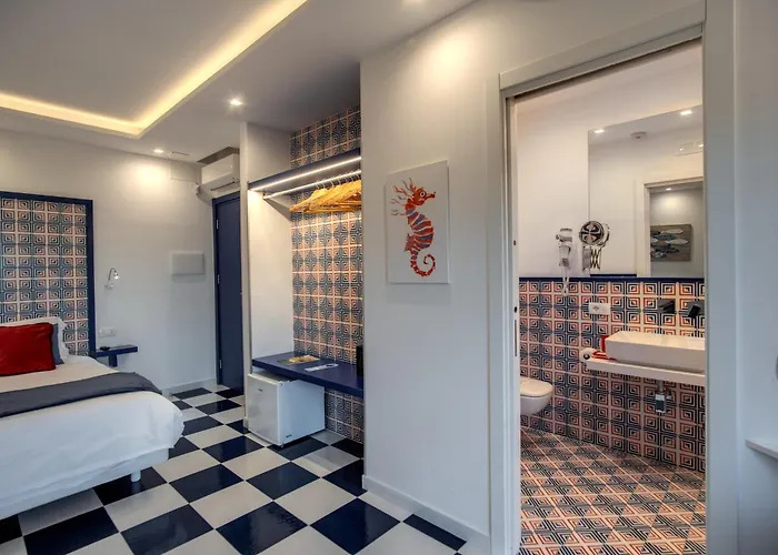 Bed & Breakfast Maison Serena 4*